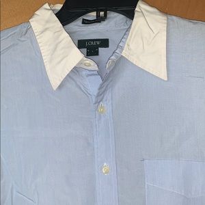 Tailored fit blue with crisp white collar